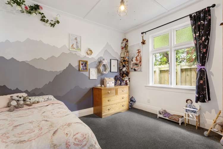 19 Nottingham Crescent Calton Hill_10