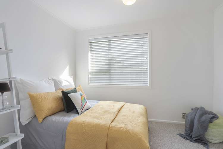 59 Glendale Road Glen Eden_14