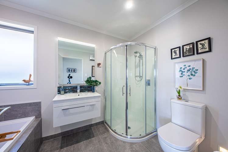 8 Wiersma Lane Wigram_12