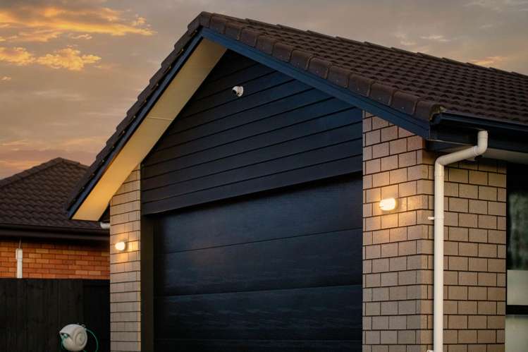 11 Whitney Place Rototuna North_1