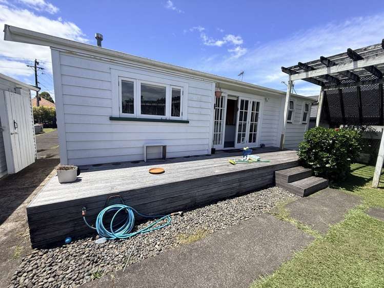 21 Princes Avenue Mount Roskill_14