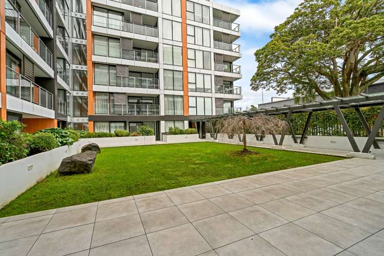 105/10 Lion Place Epsom_10