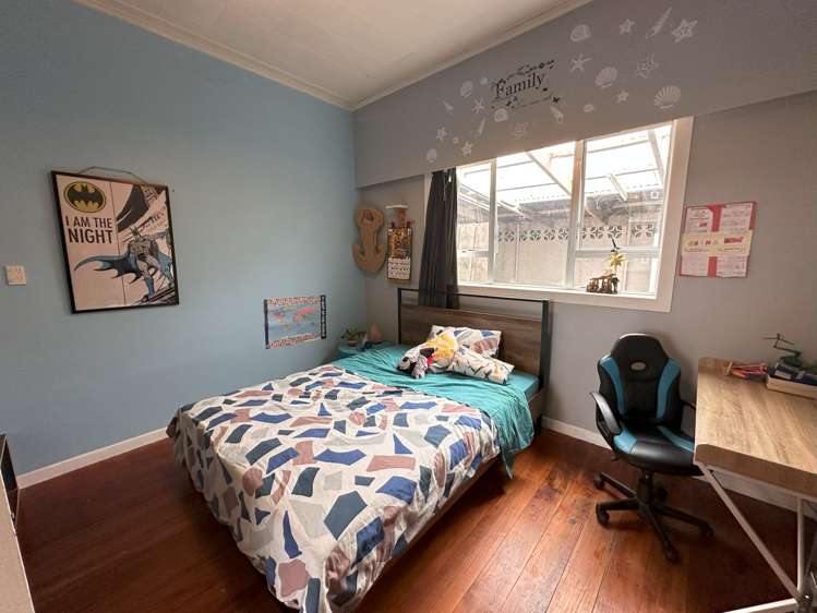 61 Blake Street Waitara_11