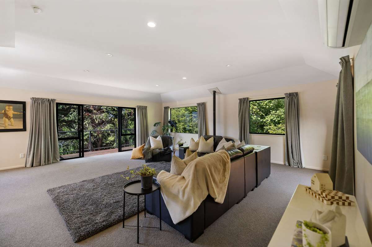 37 Larch Hill Place_1