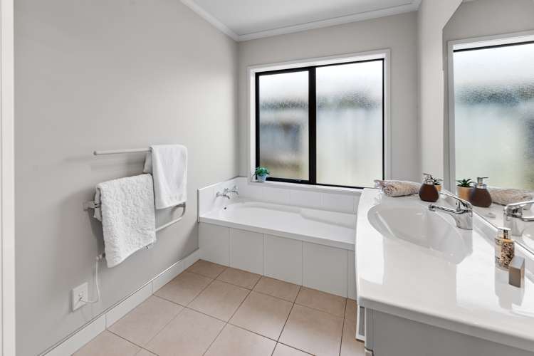 63 Twin Oak Avenue Papamoa_12