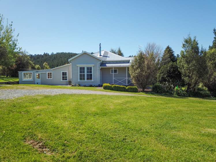 71 Hoeke Road Carterton_18