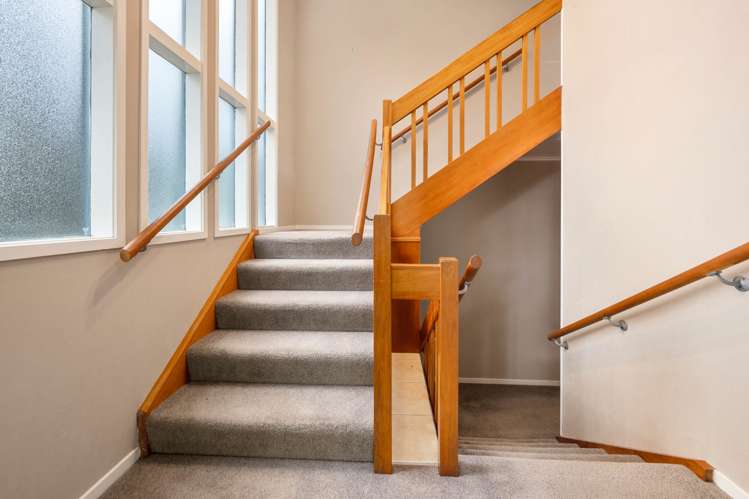 8 Kensington Place Richmond Heights_6