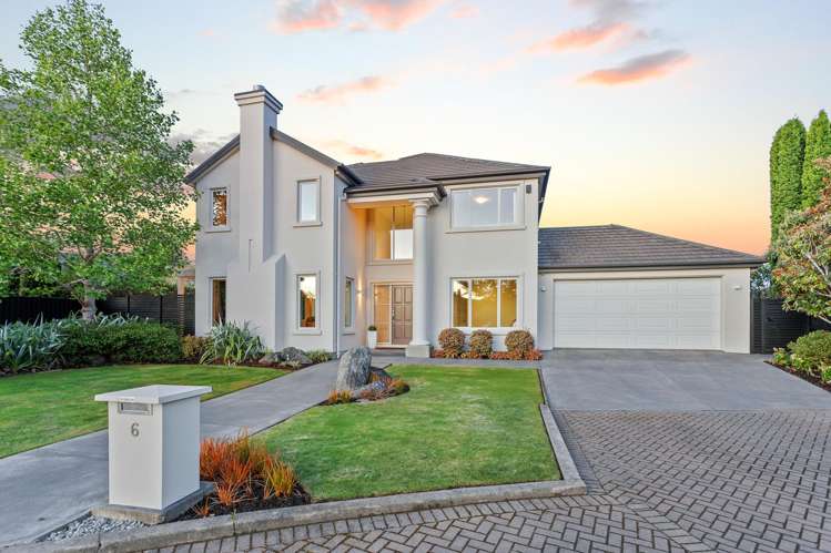 6 June Gardens Northwood_37