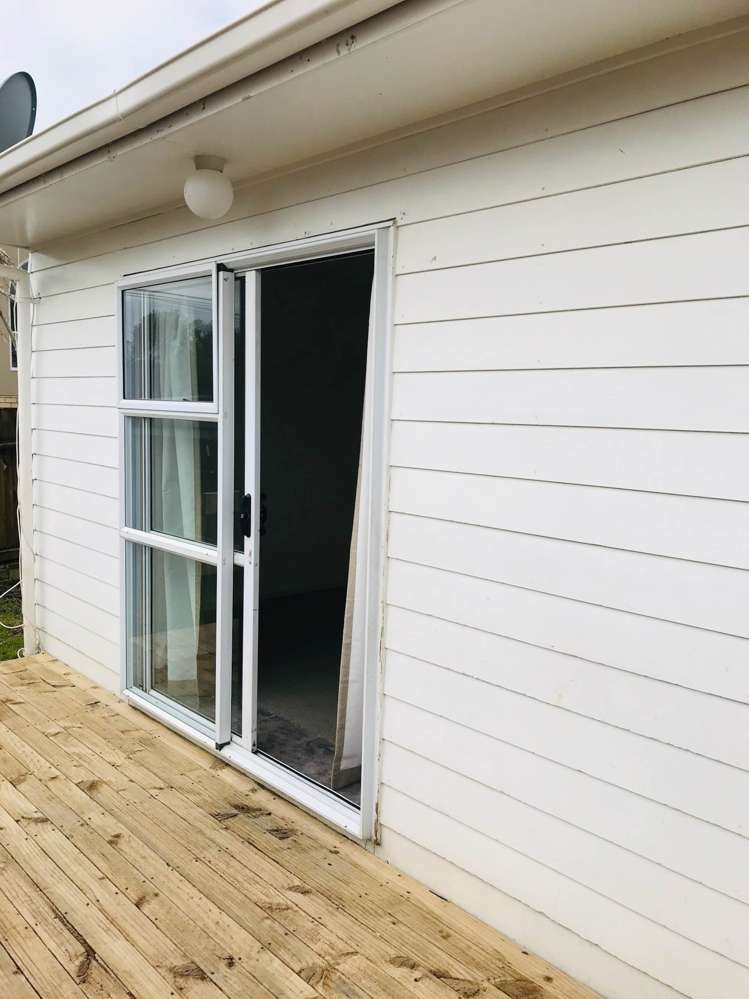 15a Coates Crescent Panmure_7