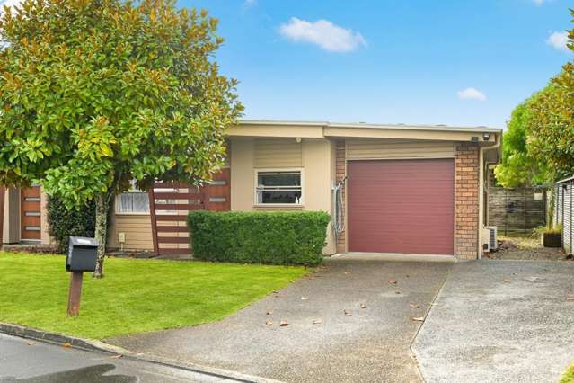 Easy-Care Living in a Prime Location