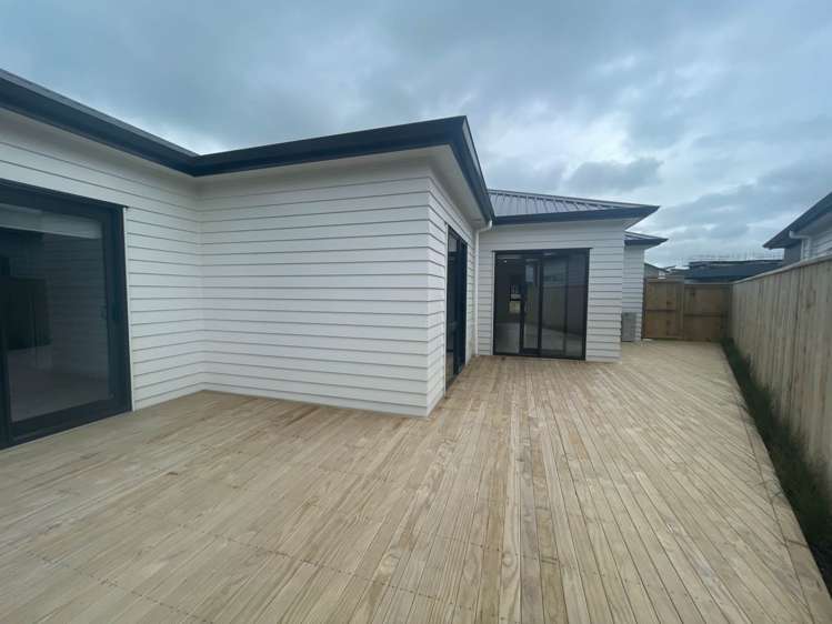 8 Hicks Road Wainui_9