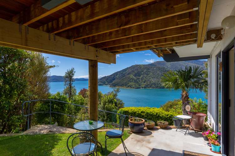 310 Port Underwood Road Whatamango Bay_28