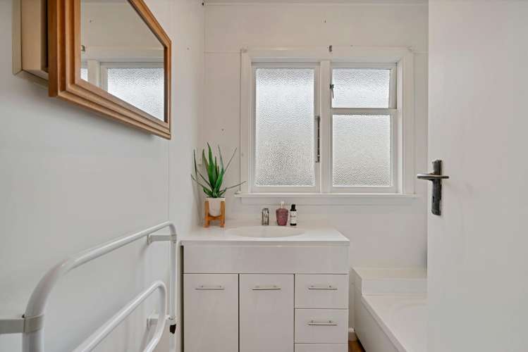 1/137 Harewood Road Papanui_12