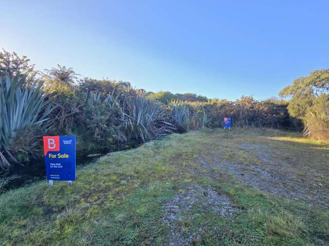 Secs 20-21 Victoria Street Okarito_2