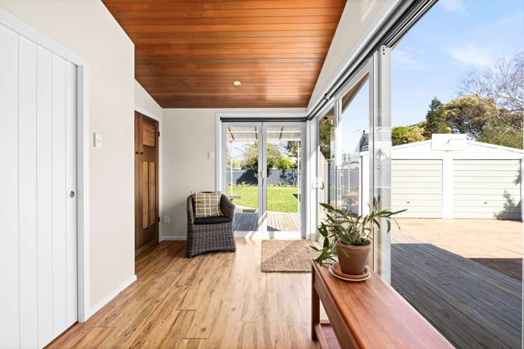 54 Nelson Crescent Napier South_18