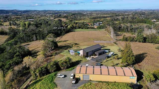 157 Puke Road Kumeu_3