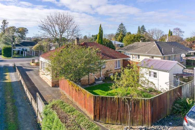 77 Fox Street Hamilton East_18