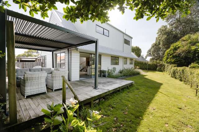 Modern Living, Private Retreat