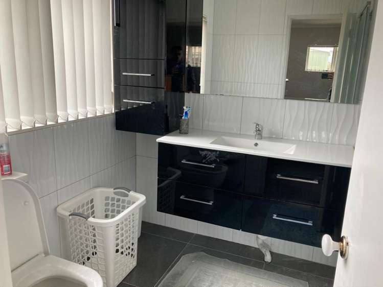 8 Montilla Place Manurewa_9