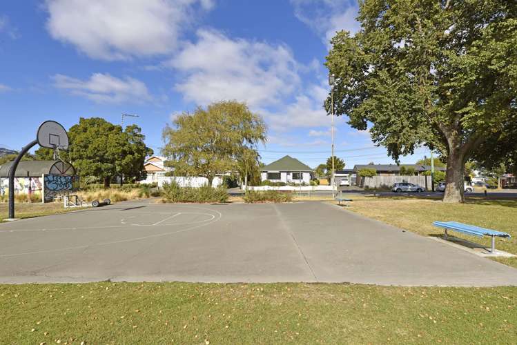 31 Waltham Road Sydenham_17