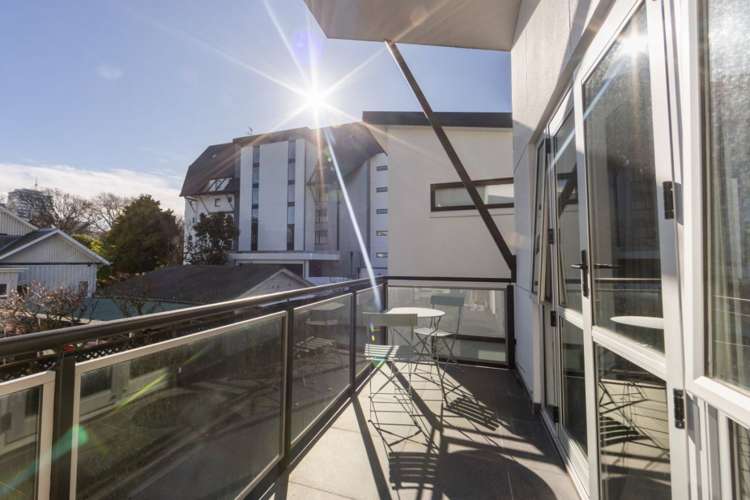 11/12 Latimer Square Christchurch Central_11