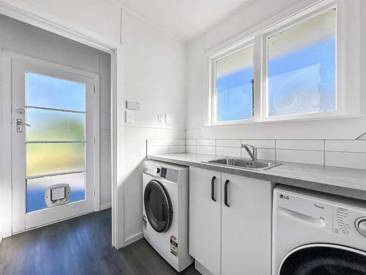 122 Joy Street Shirley_12