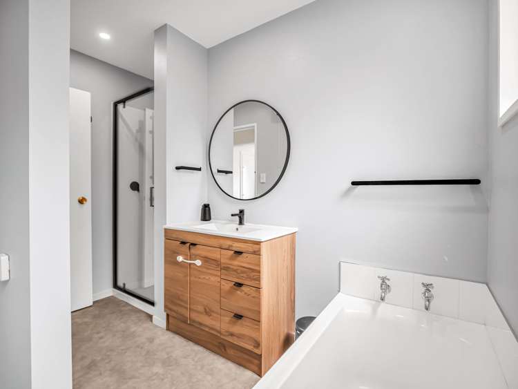 22B Medina Crescent Parklands_15