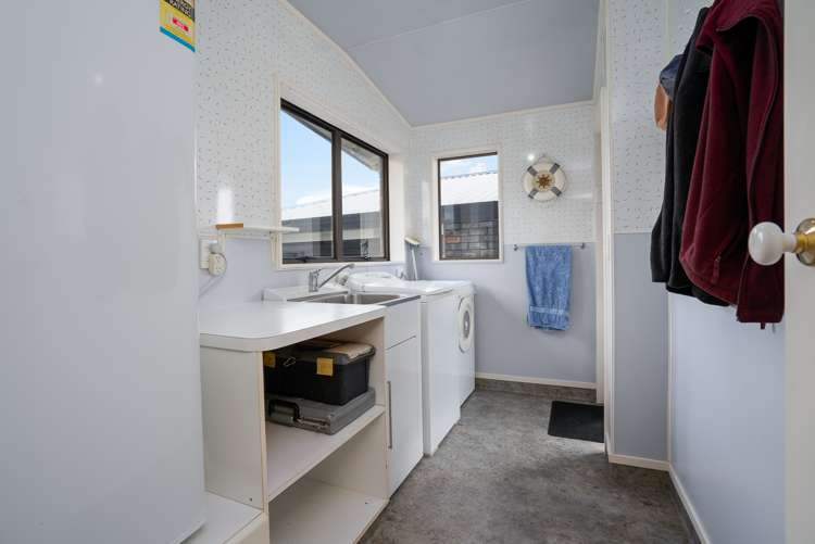 119 Burns Street Leamington_16