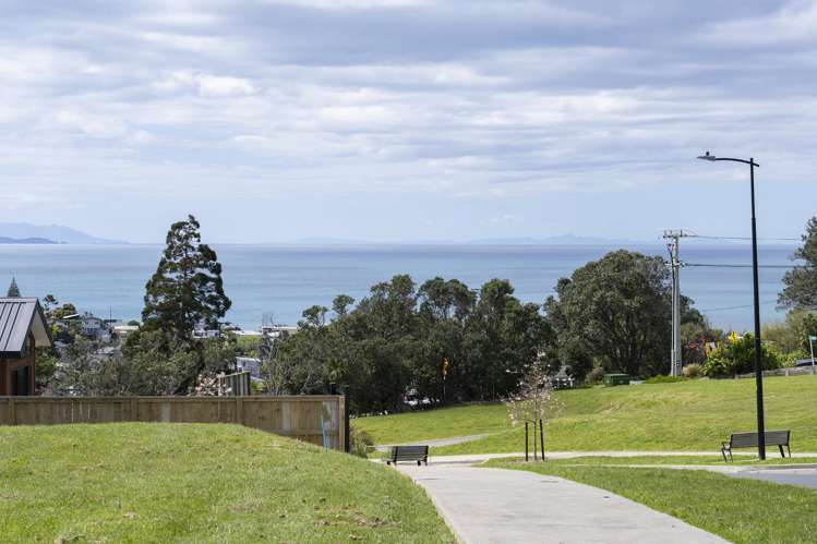 5 Anehana Place Stanmore Bay_17