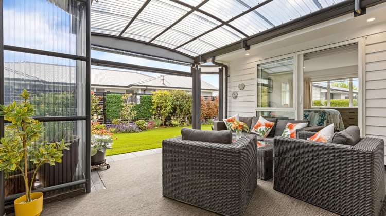 34 Noumea Drive Rangatira Park_9