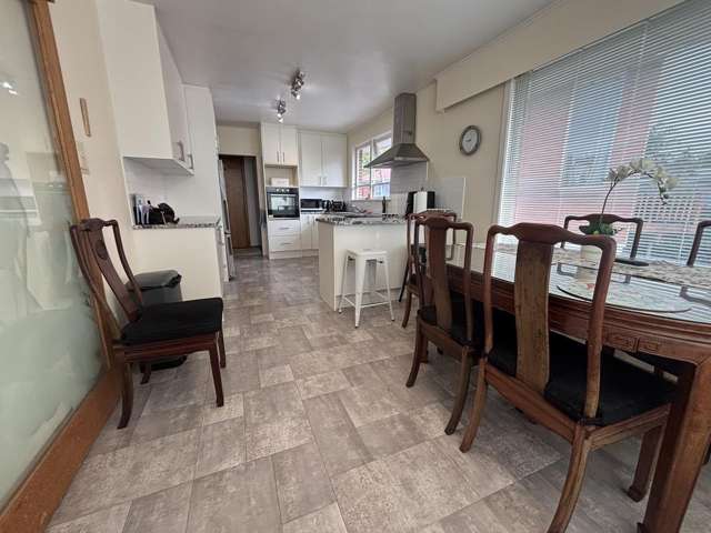 18 Lyndhurst Road Te Atatu South_3