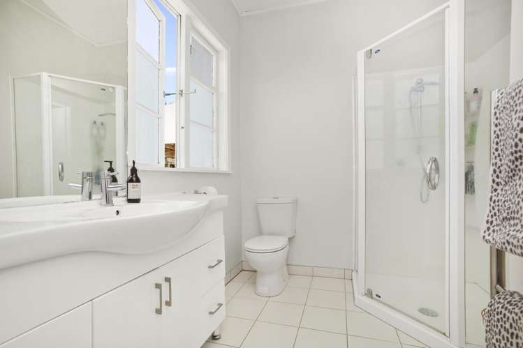 28 Montague Street Alicetown_18