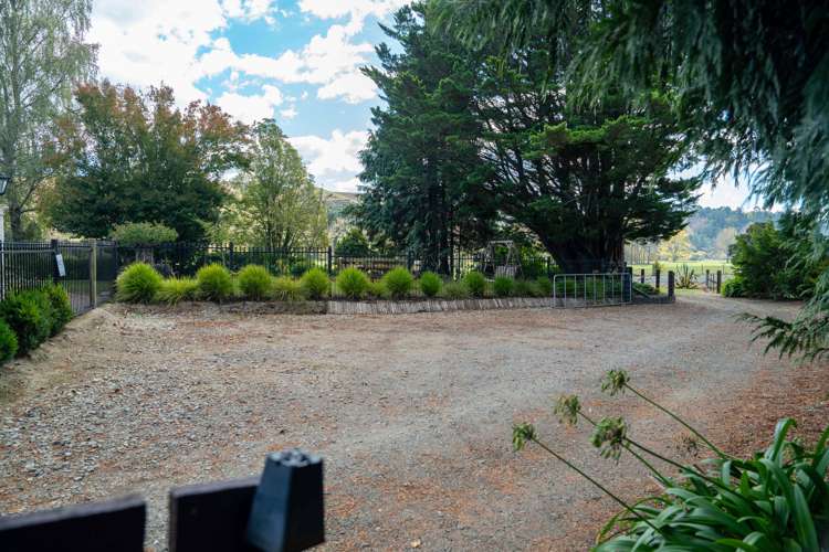 207 Eighty Eight Valley Road Wakefield_23