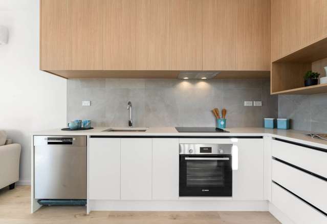 4/4 Toru Street Te Atatu Peninsula_3