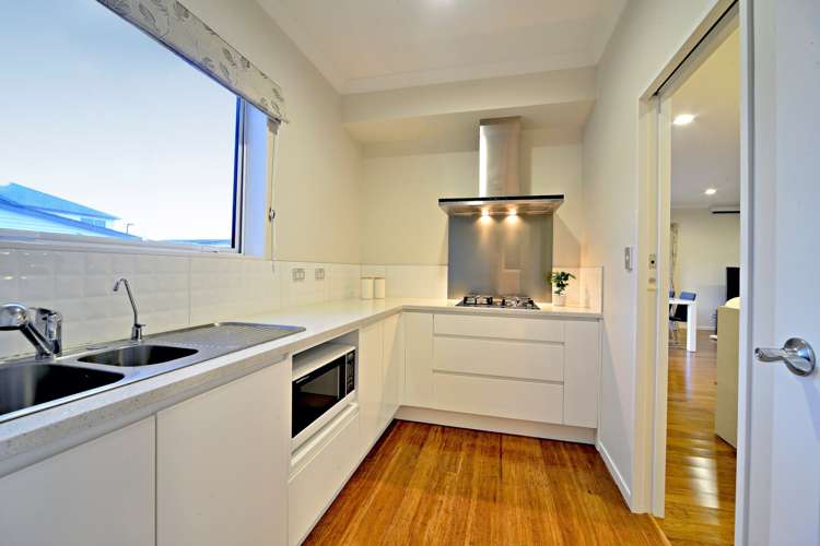 33 Rosewell Crescent Flat Bush_7