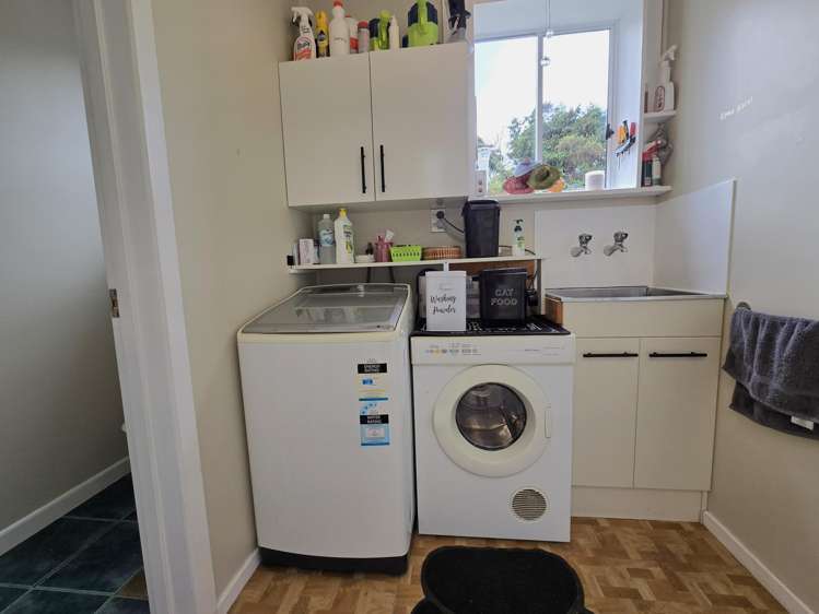 182 Stafford Street Hokitika_15