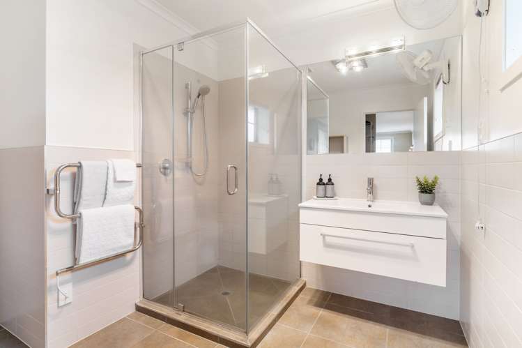 22 Hastings Road Pyes Pa_13