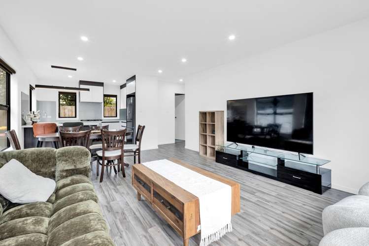 216B Bucklands Beach Road Bucklands Beach_1