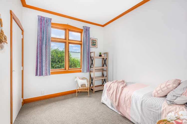 51 Heretaunga Street Petone_13