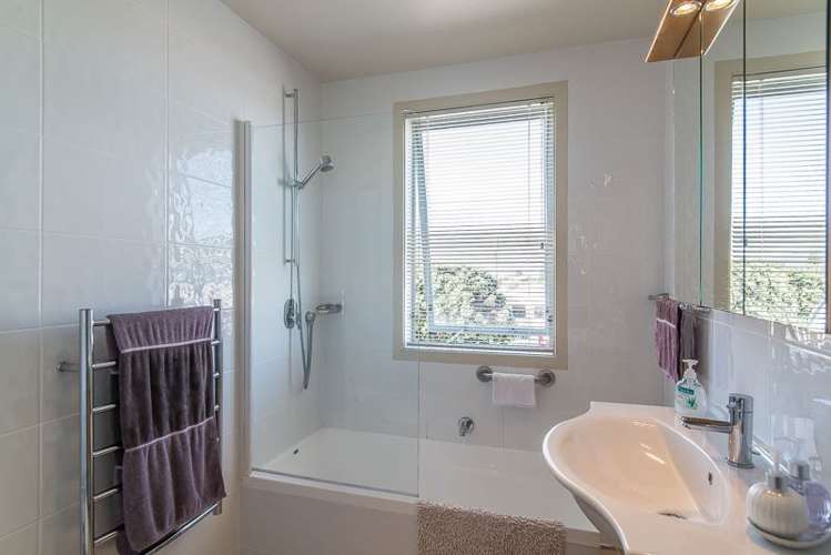 26/4 Seaview Road Paraparaumu Beach_14