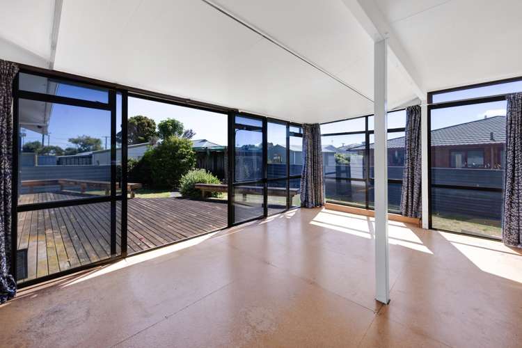 11 Heather Lea Hawera_10