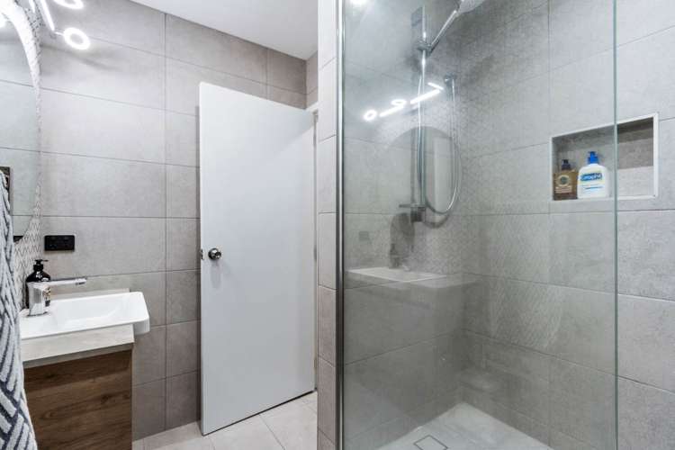 18 Pluto Place Beach Haven_15