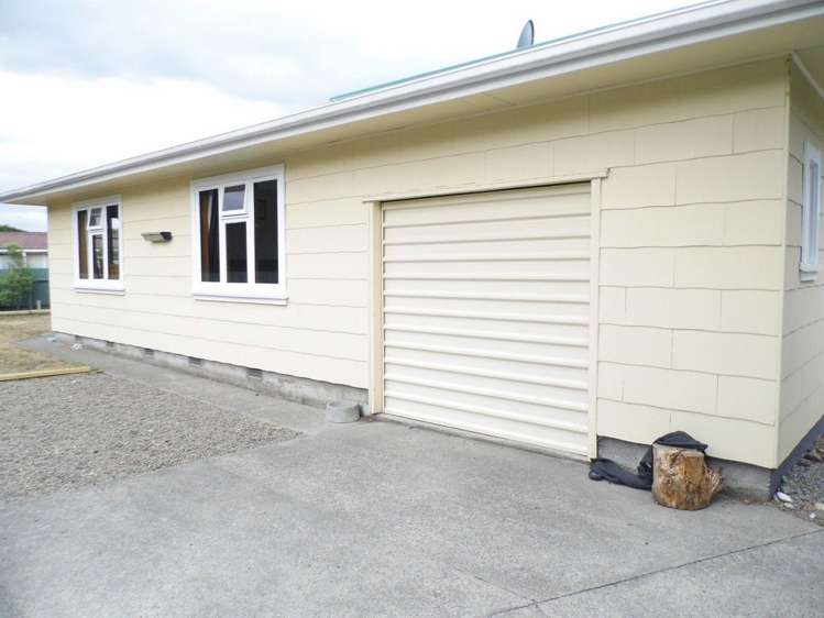 22 Chamberlain Avenue Amberley_3