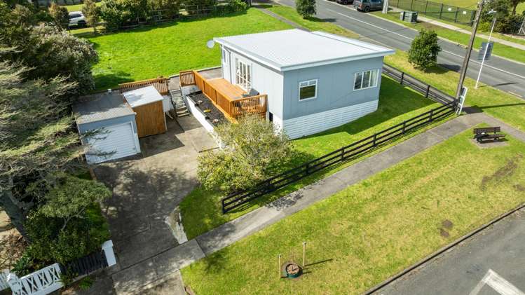33 Porter Crescent Helensville_18