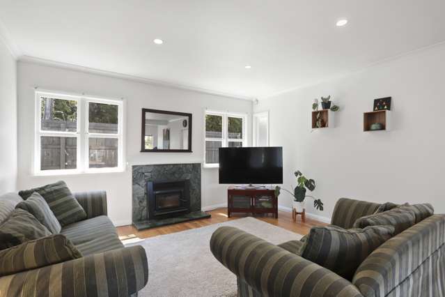 234 Godley Road Titirangi_4