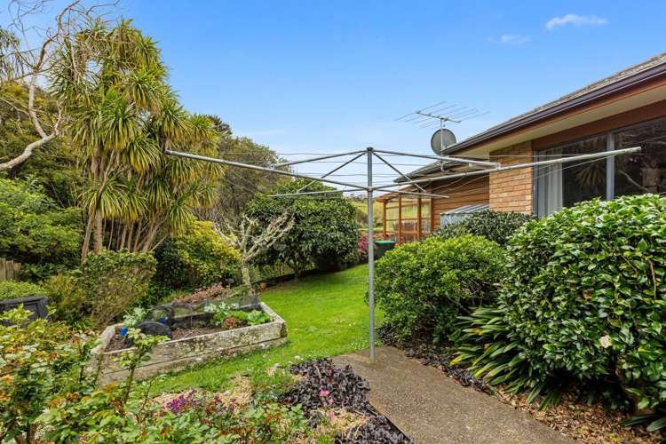 53 Athol Place Algies Bay_17
