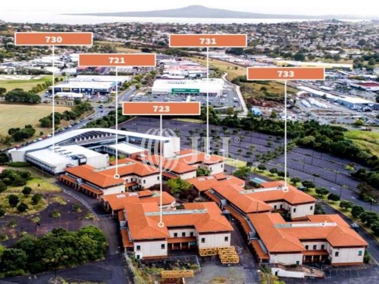 261 Morrin Road St Johns_11