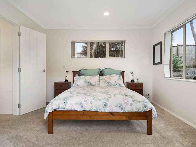 8 Tui Brae Beachlands_33