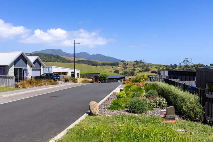 9 Maataitai Road Raglan_12