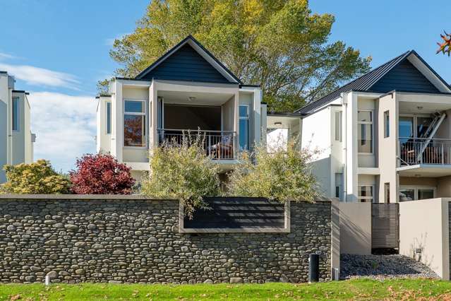 8/6 Harts Creek Lane, Clearwater Northwood_1